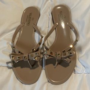 Valentino rockstud thongs sz 40.